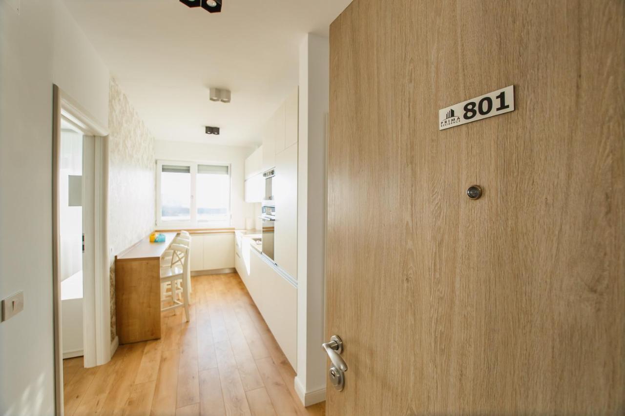 Fantastic Apartment At Prima Residence Oradea Exterior photo