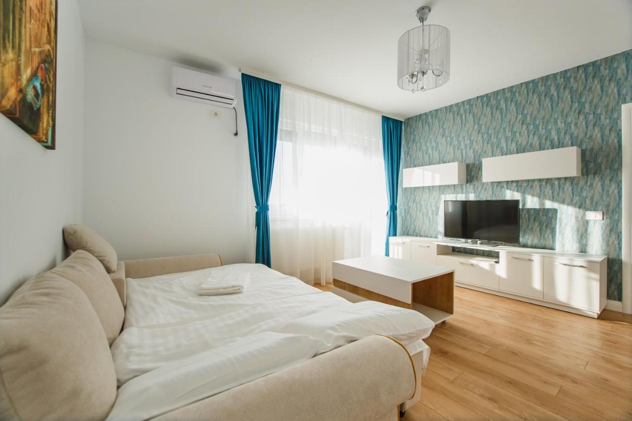 Fantastic Apartment At Prima Residence Oradea Exterior photo